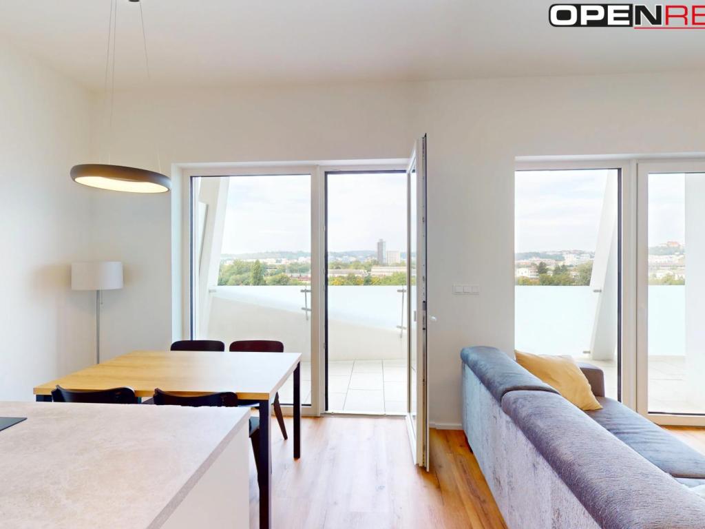 Pronájem bytu 2+kk 72 m2