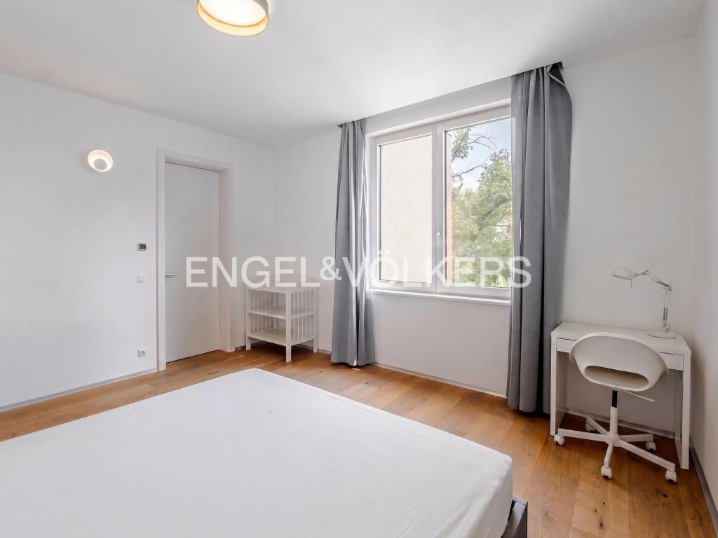 Pronájem bytu 4+kk 155 m2