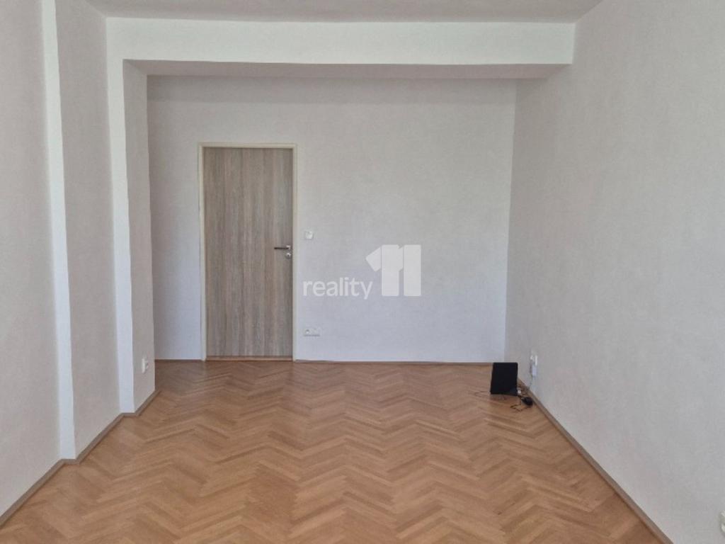 Pronájem bytu 2+1 55 m2