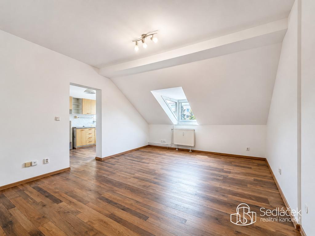 Pronájem bytu 2+1 64 m2