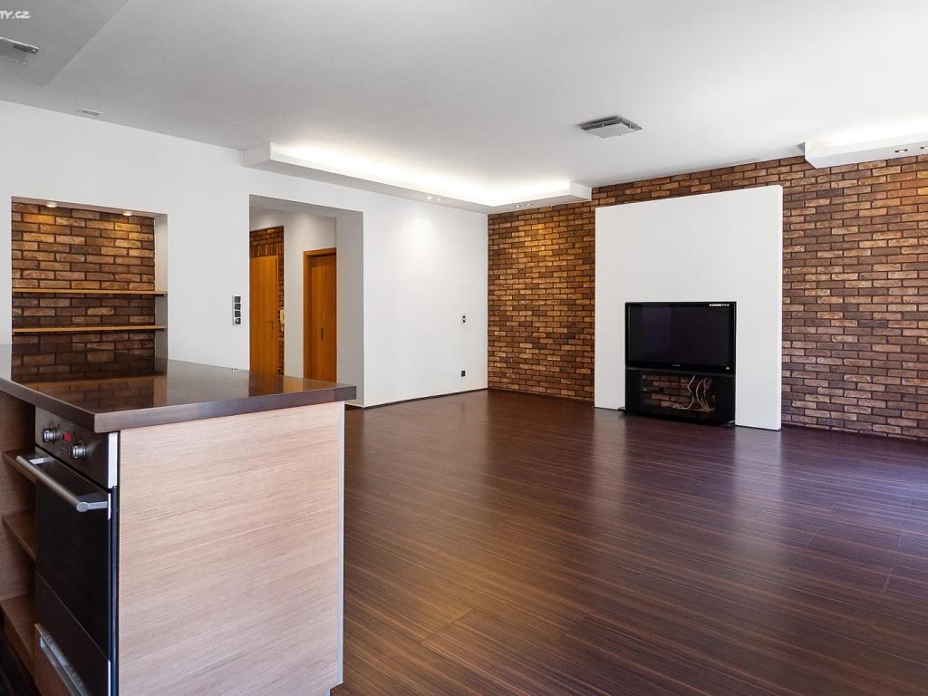 Pronájem bytu 3+kk 104 m2