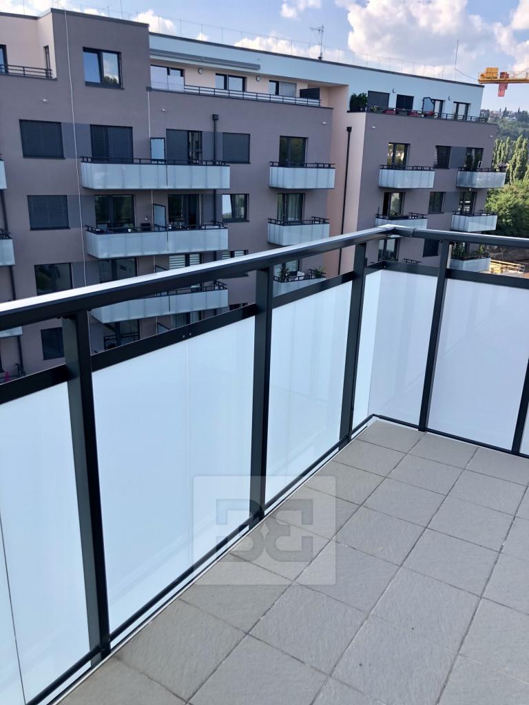 Pronájem bytu 1+kk 40 m2