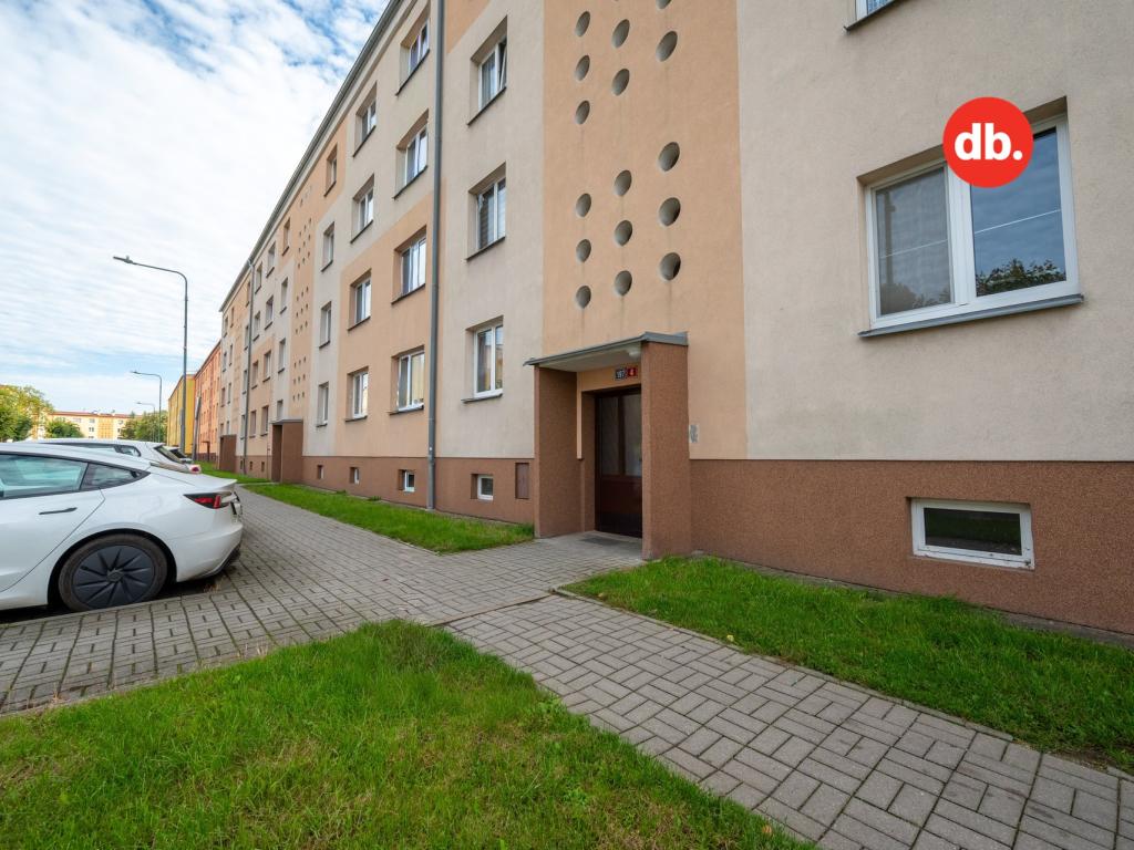 Pronájem bytu 3+1 72 m2, Nová Role – náhled fotky 12