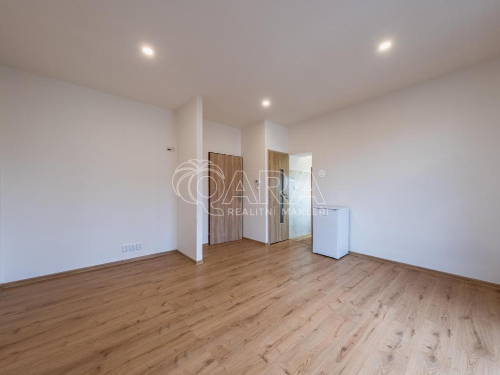 Pronájem bytu 1+kk 27 m2
