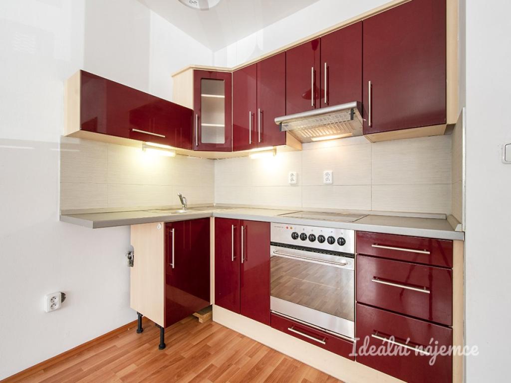 Pronájem bytu 1+kk 34 m2