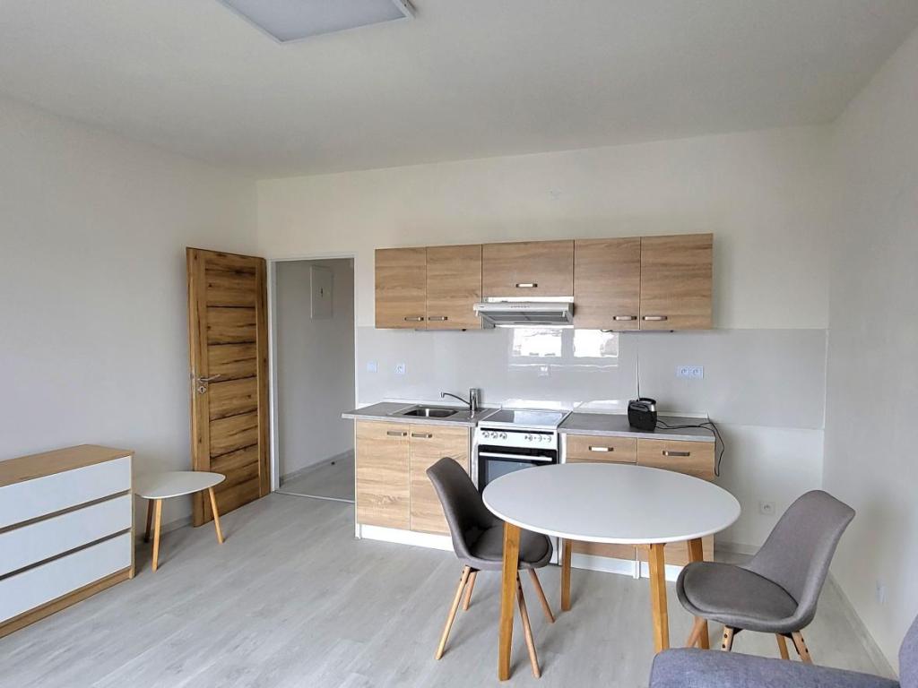Pronájem bytu 2+kk 39 m2