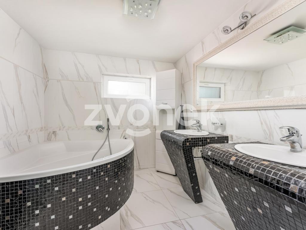 Prodej domu 258 m2