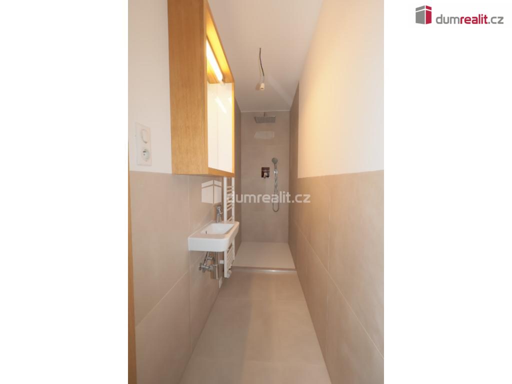 Prodej domu 286 m2, Praha – náhled fotky 23