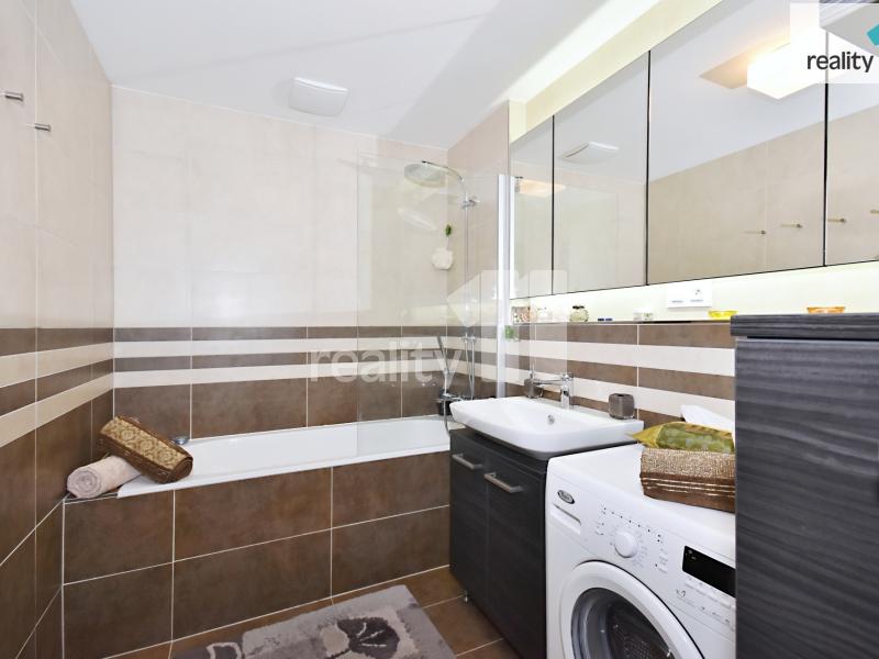 Pronájem bytu 3+kk 86 m² – další