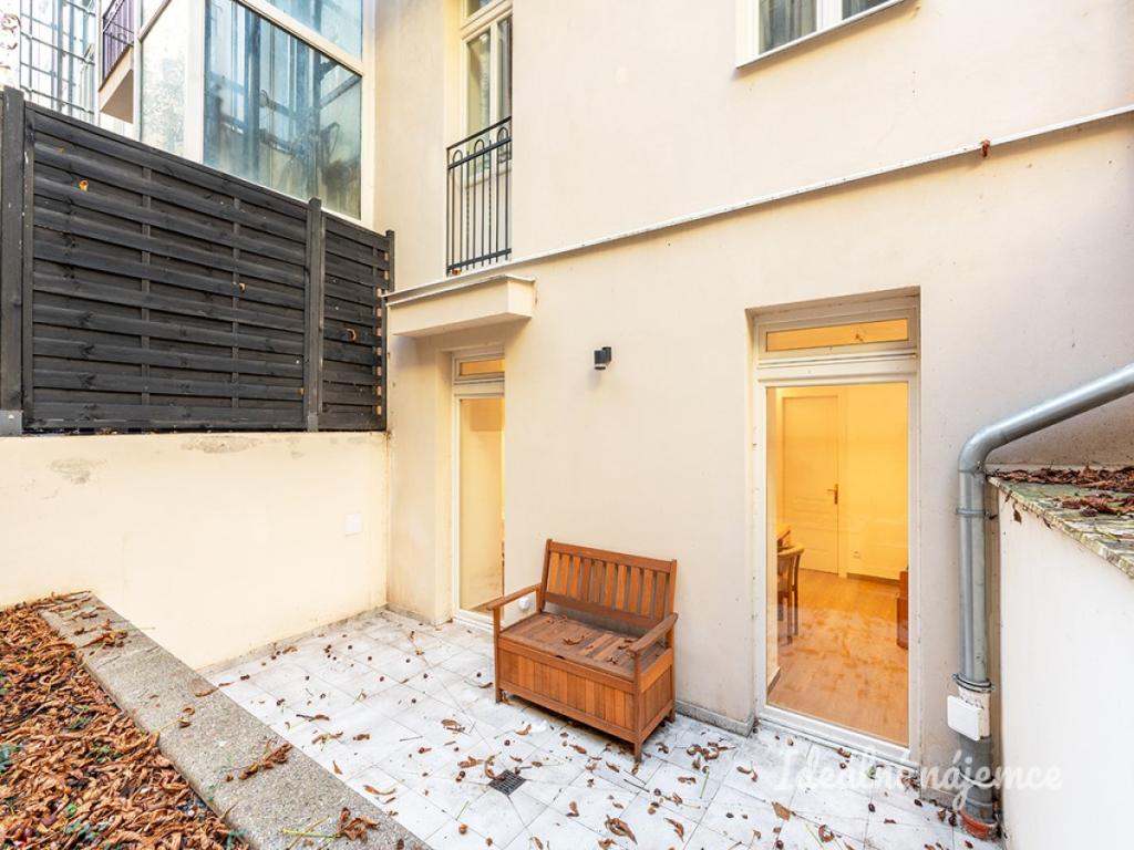 Pronájem bytu 2+kk 30 m2