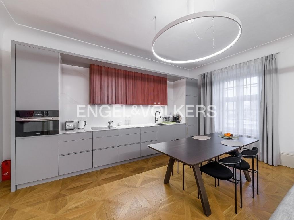 Pronájem bytu 2+kk 72 m2