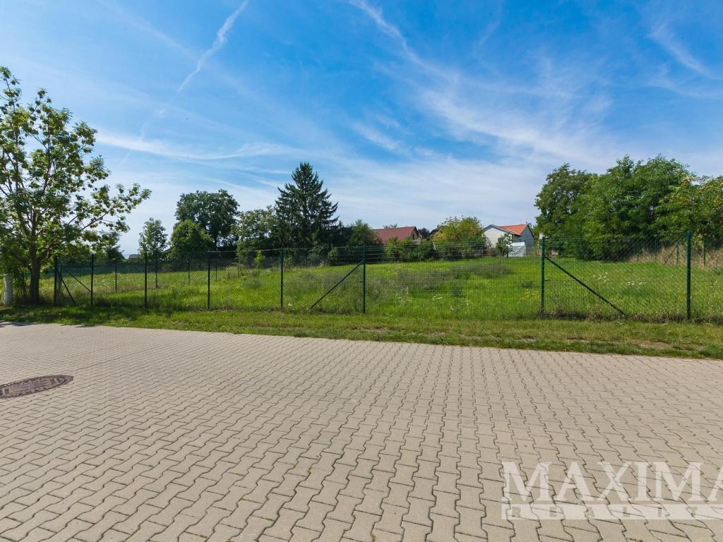 Prodej pozemku 1240 m2, Čakovičky – náhled fotky 3
