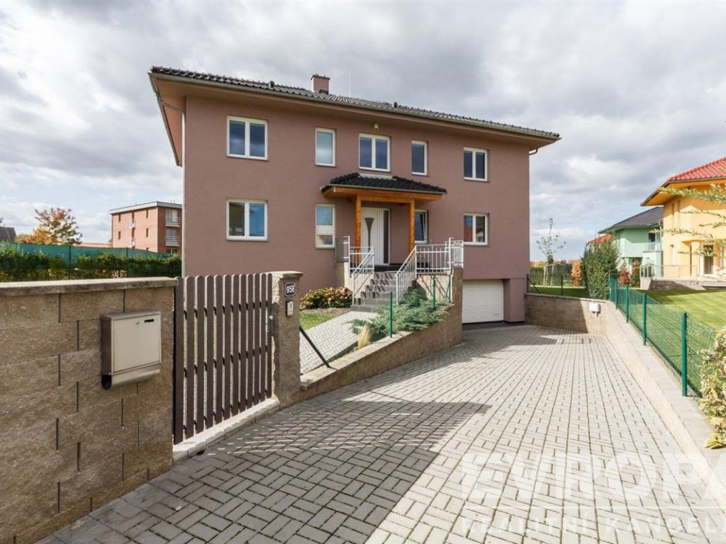 Dům 7+1 – Průhonice, okres Praha-západ – pohled 2