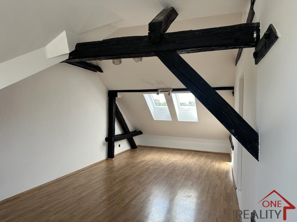 Pronájem bytu 3+1 90 m2