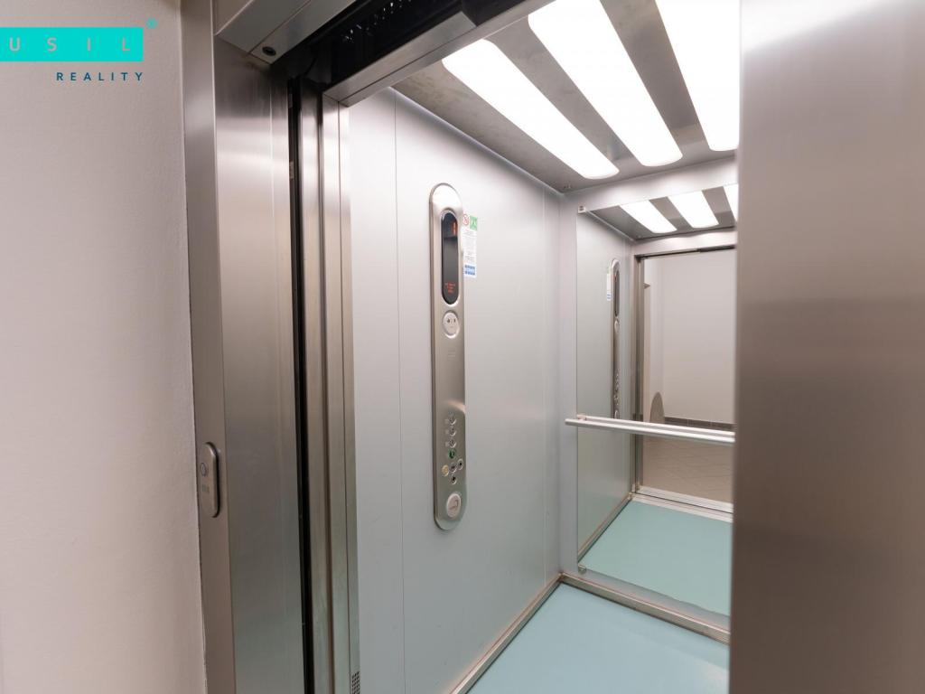 Pronájem bytu 4+kk 151 m2, Olomouc – náhled fotky 21