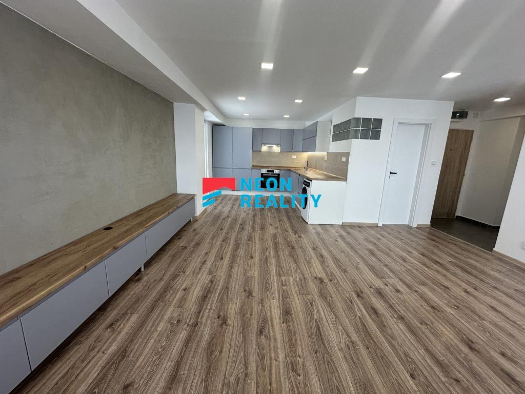 Pronájem bytu 2+kk 69 m2