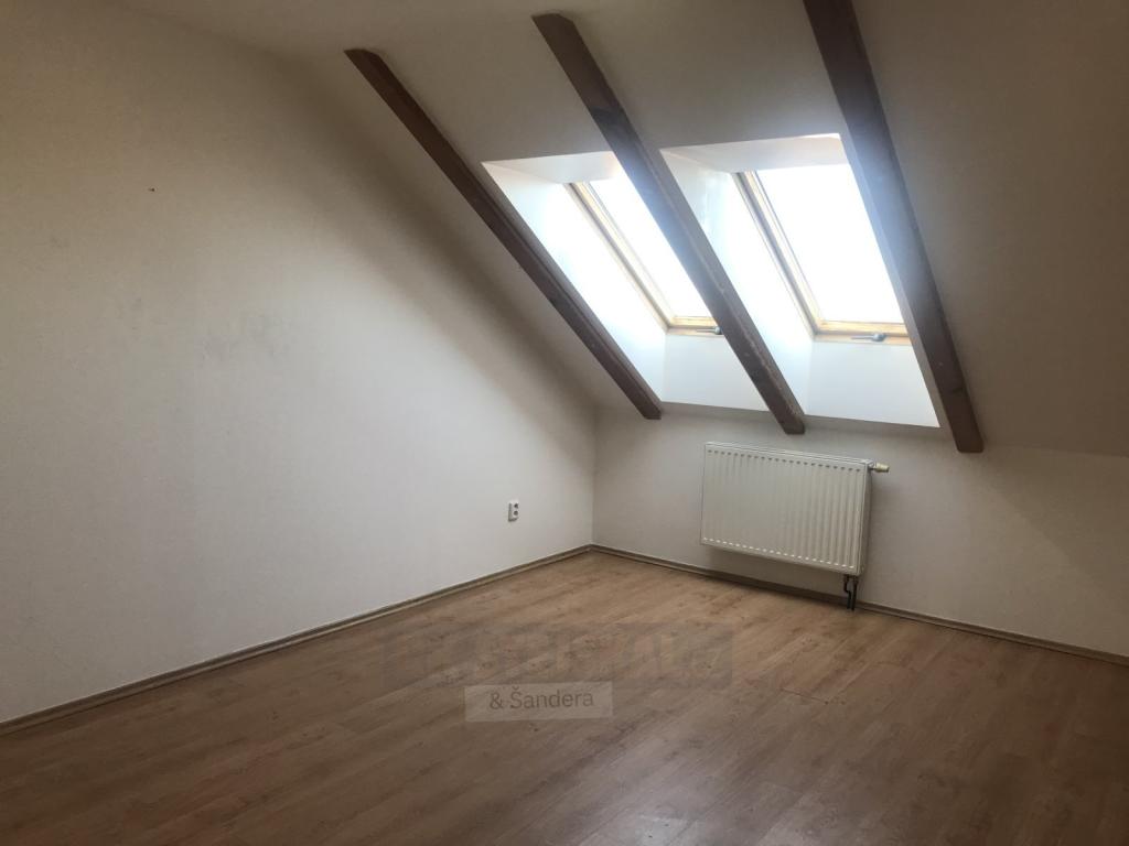 Pronájem bytu 2+kk 64 m2