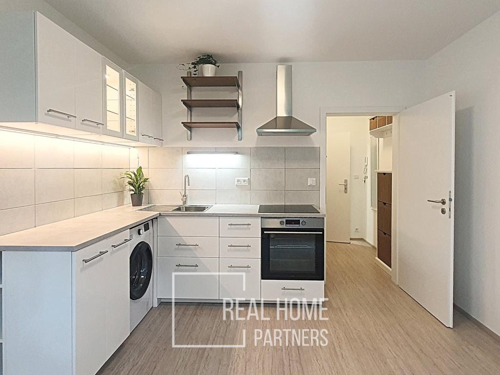Pronájem bytu 1+1 40 m2