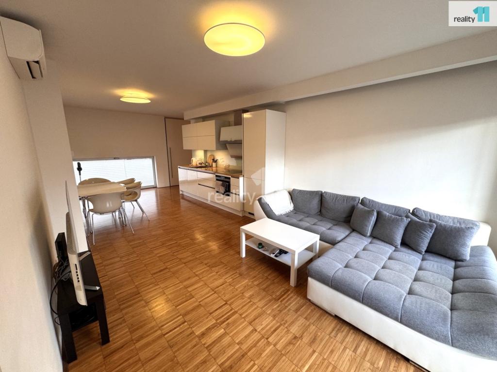 Pronájem bytu 2+kk 66 m2