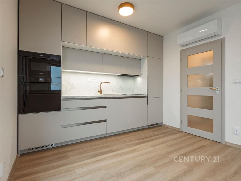 Pronájem bytu 2+kk 53 m2