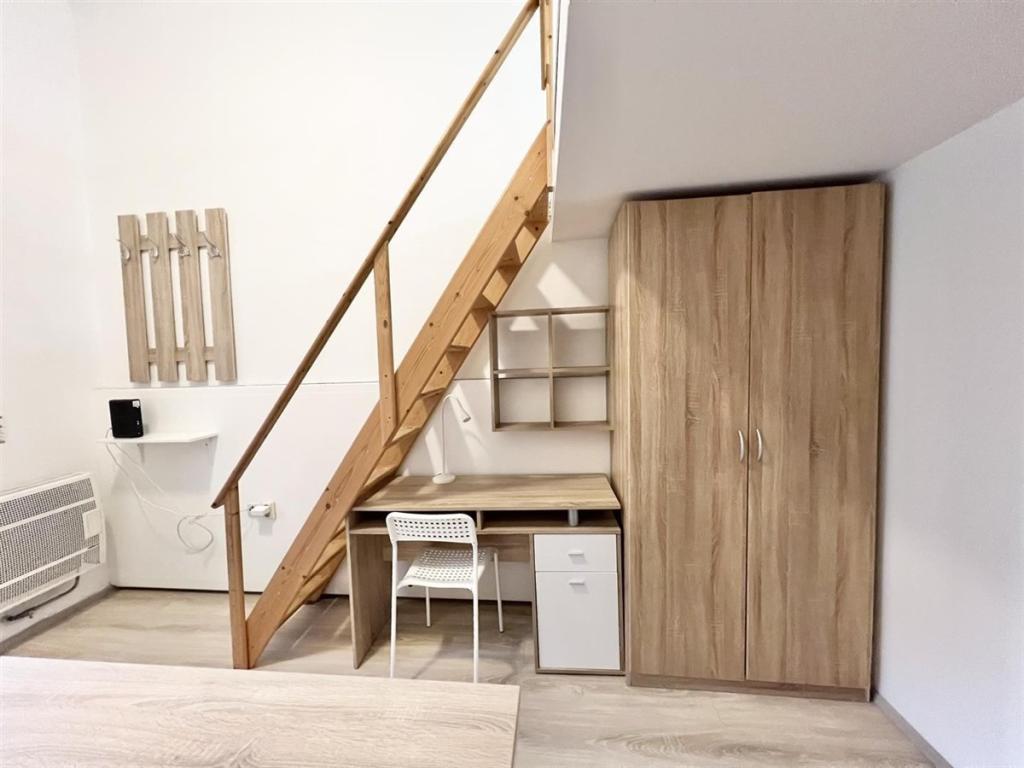 Pronájem bytu 1+kk 18 m2