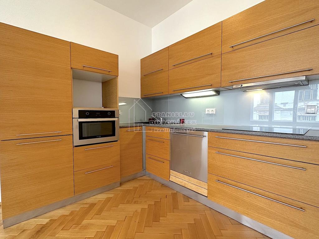 Pronájem bytu 2+kk 44 m2