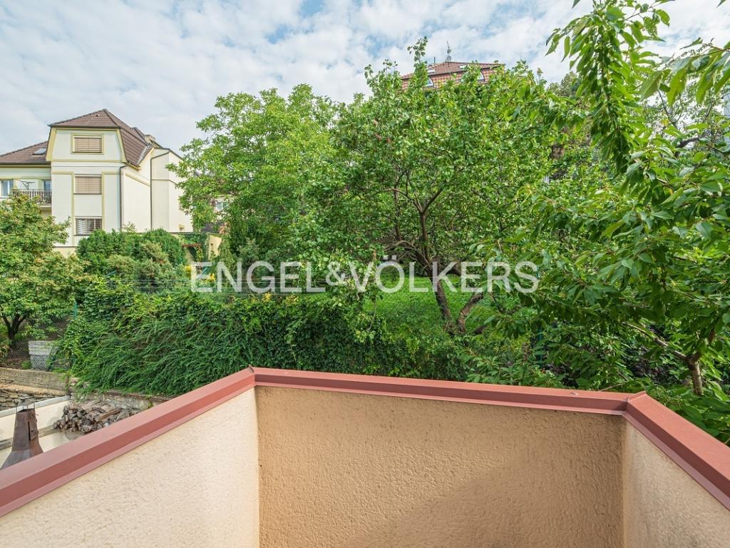 Pronájem bytu 4+1 149 m2, Praha – náhled fotky 8