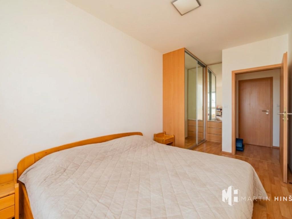 Pronájem bytu 3+kk 72 m2, Praha – náhled fotky 13