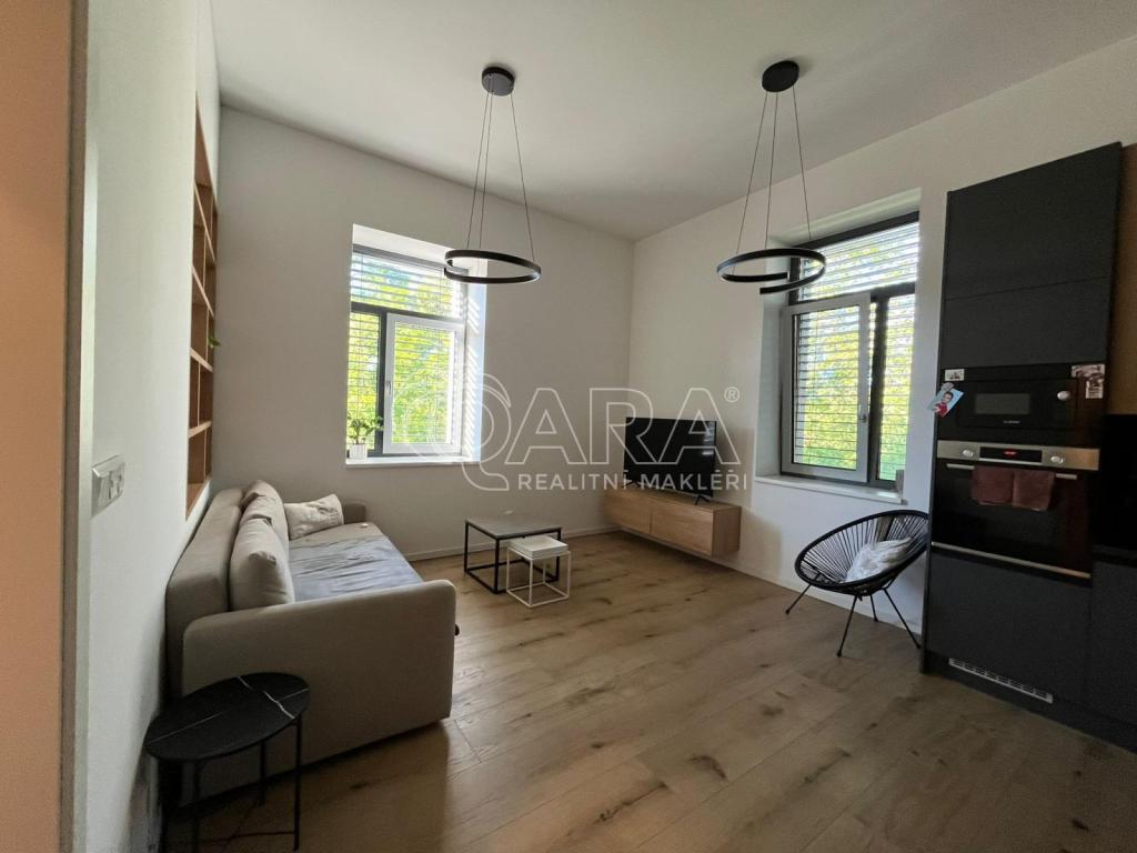Pronájem bytu 2+kk 48 m2