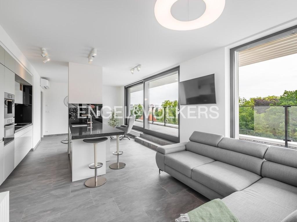 Pronájem bytu 2+kk 70 m2