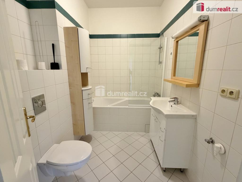 Pronájem bytu 2+kk 84 m2, Praha – náhled fotky 10