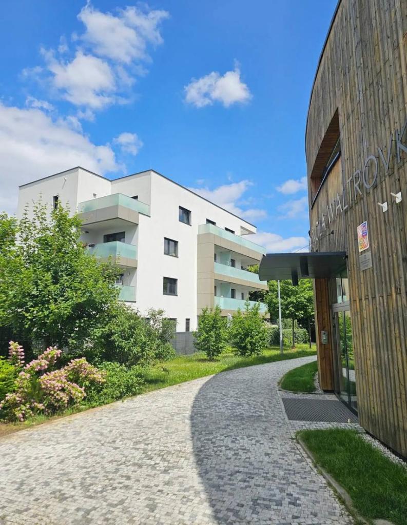 Pronájem bytu 1+kk 34 m2