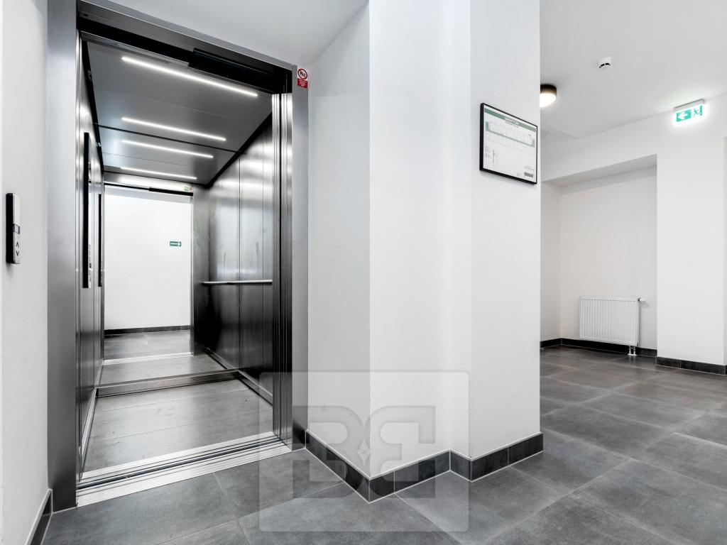 Prodej bytu 2+kk 46 m2, Praha – náhled fotky 19