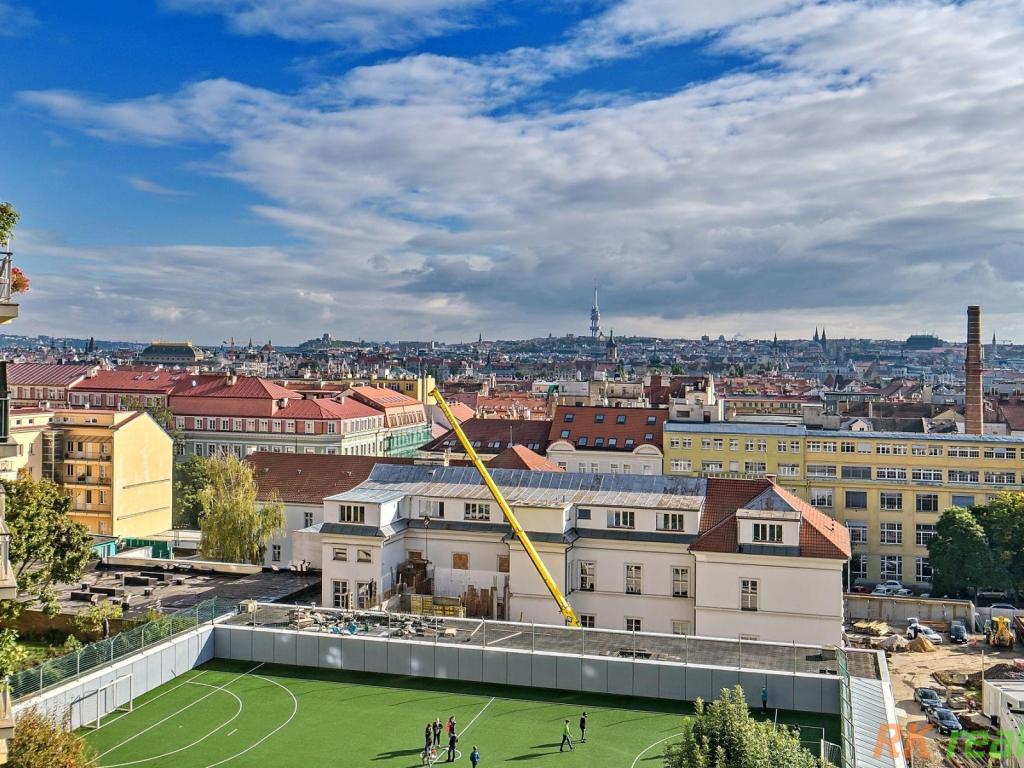 Pronájem bytu 3+kk 102 m2