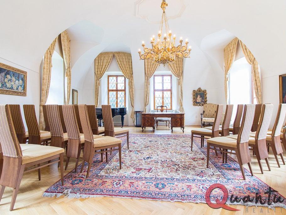 Pronájem domu 1400 m2