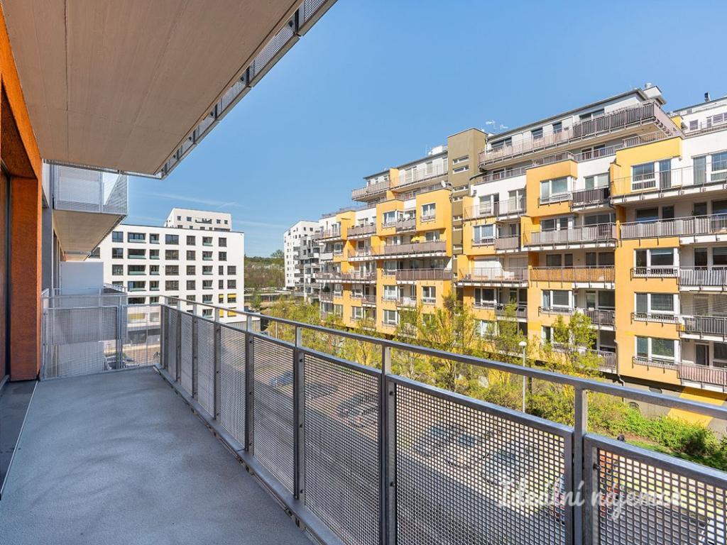 Pronájem bytu 2+kk 52 m2