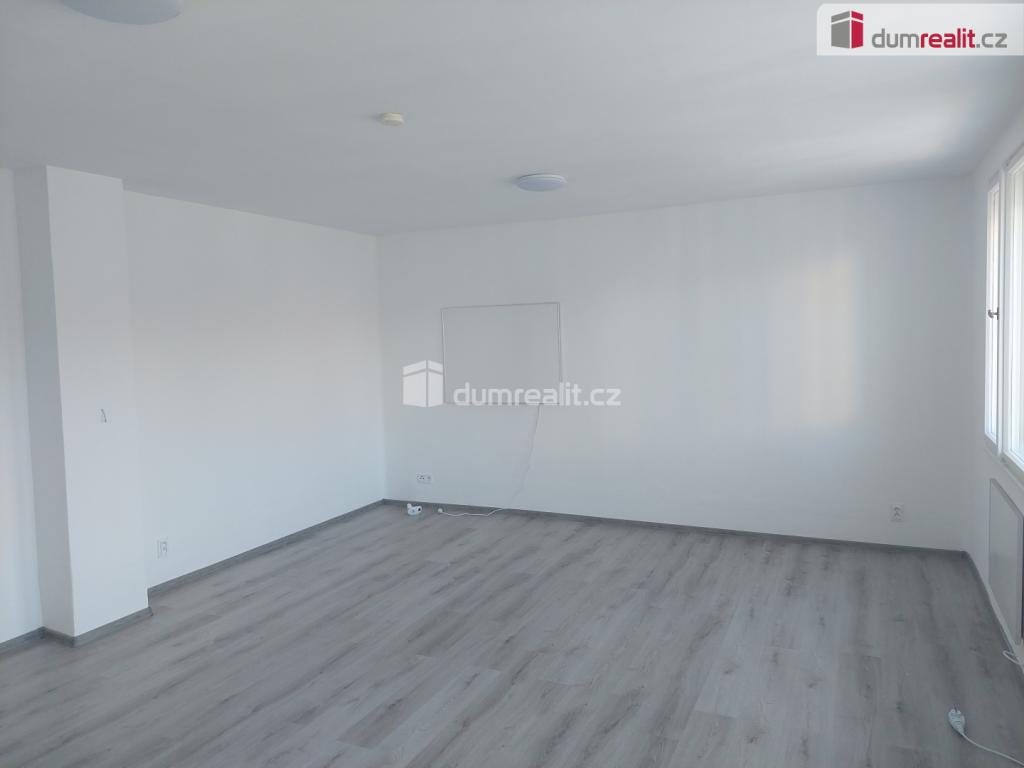 Pronájem bytu 1+kk 37 m2