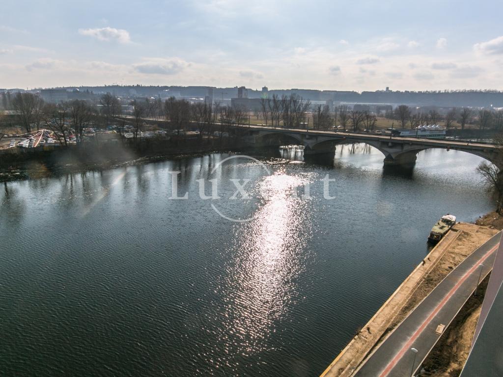 Pronájem bytu 2+kk 58 m2, Praha – náhled fotky 11