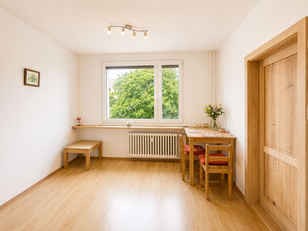 Pronájem bytu 2+kk 36 m² - Więcej
