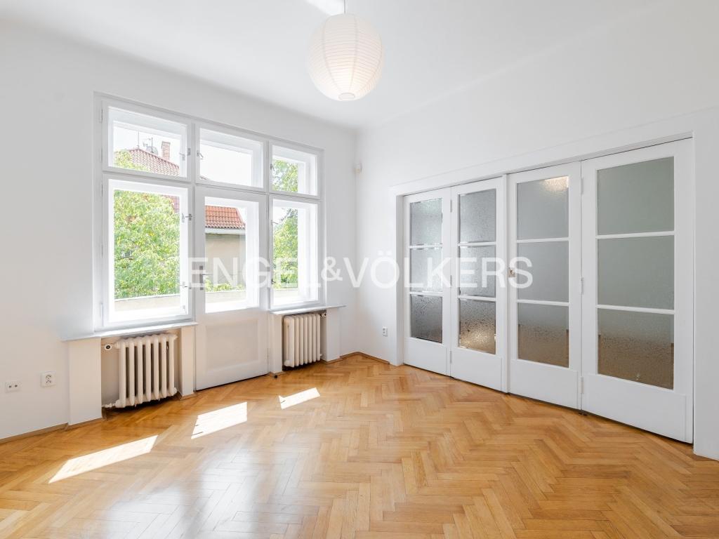 Pronájem bytu 5+1 146 m2, Praha – náhled fotky 7
