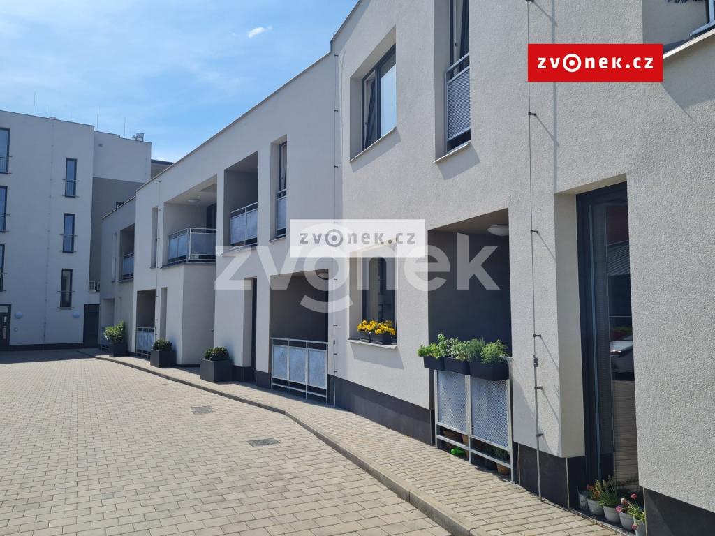 Pronájem bytu 2+kk 52 m2