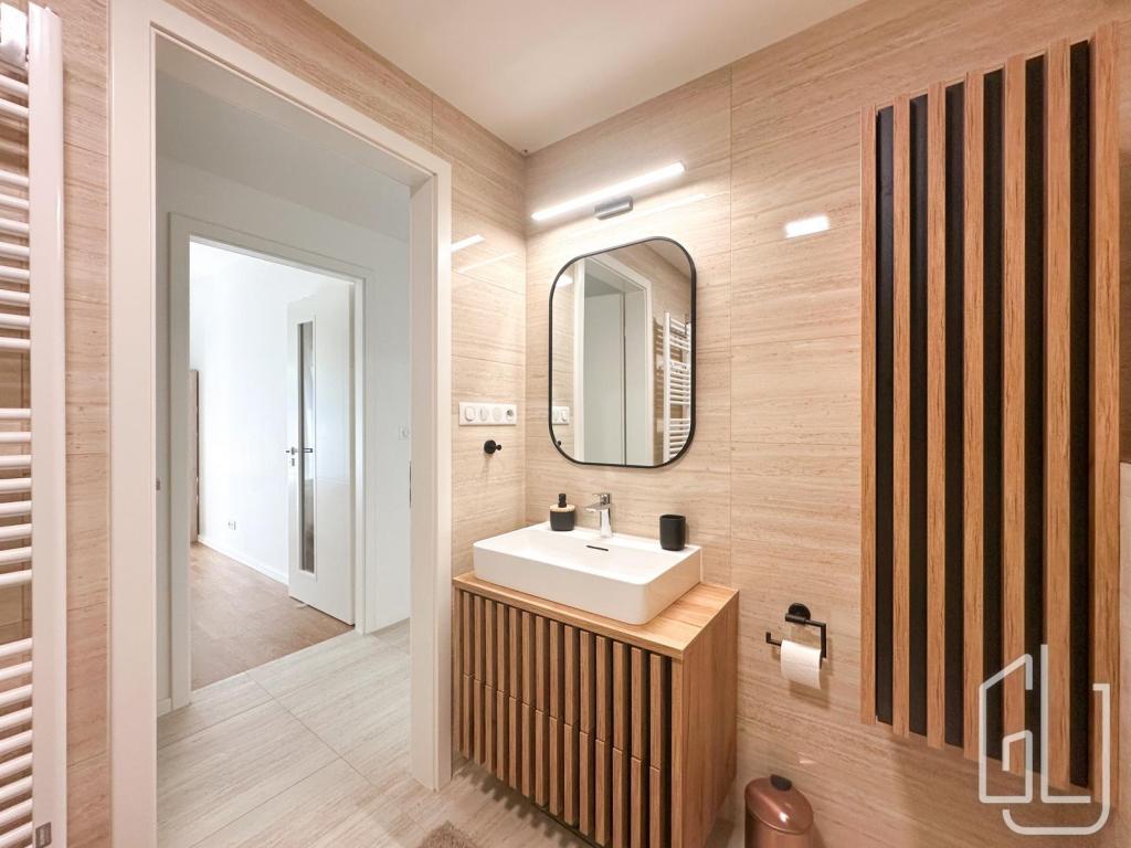 Pronájem bytu 3+kk 70 m2