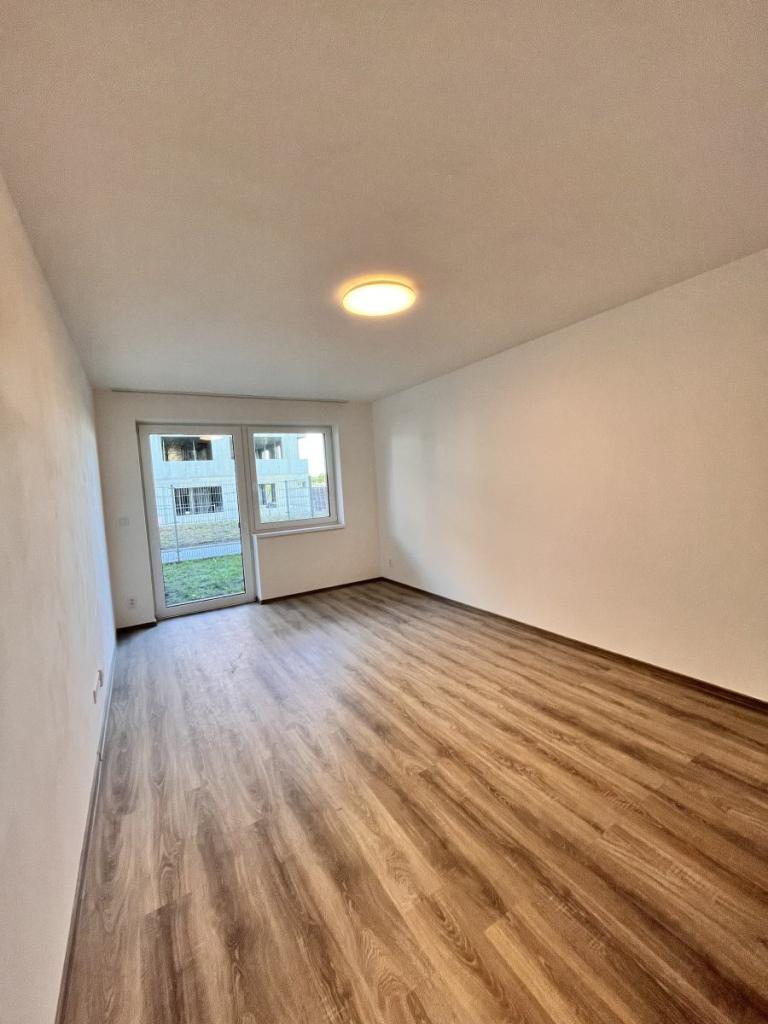 Pronájem bytu 1+kk 32 m2