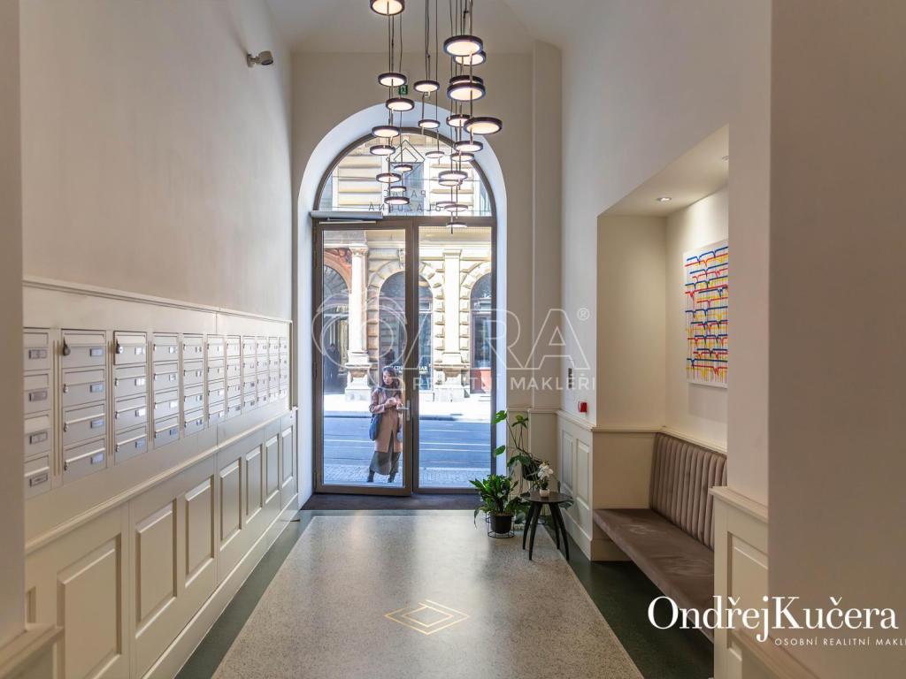 Prodej bytu 2+kk 61 m2, Praha – náhled fotky 22