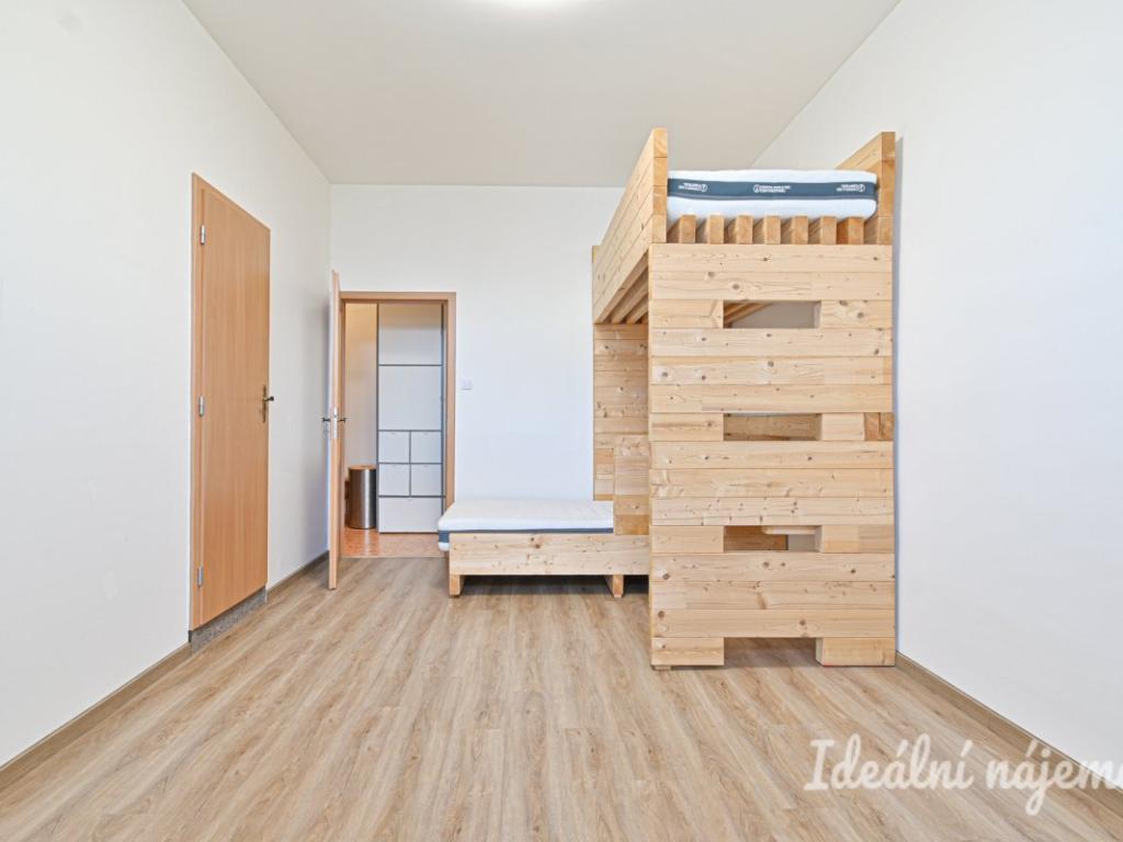 Pronájem bytu 1+kk 33 m2