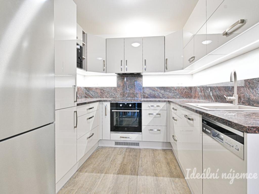 Pronájem bytu 2+kk 63 m2