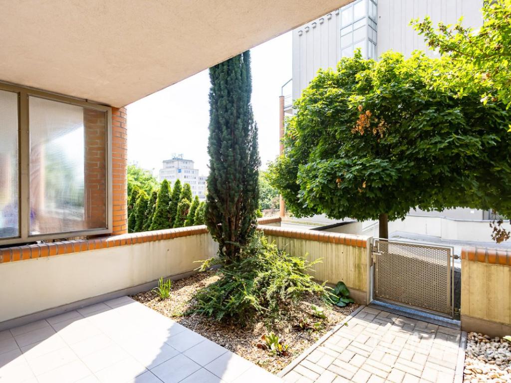 Pronájem bytu 1+kk 34 m2