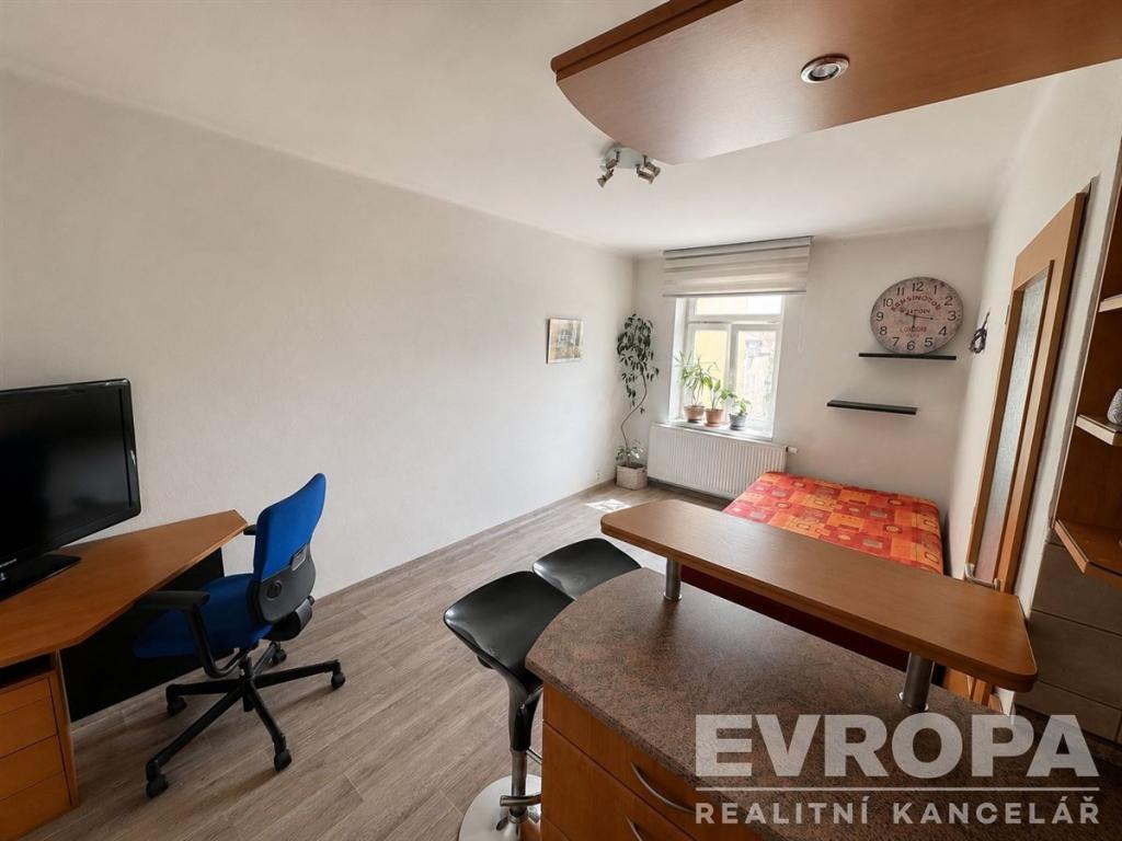Pronájem bytu 1+kk 27 m2