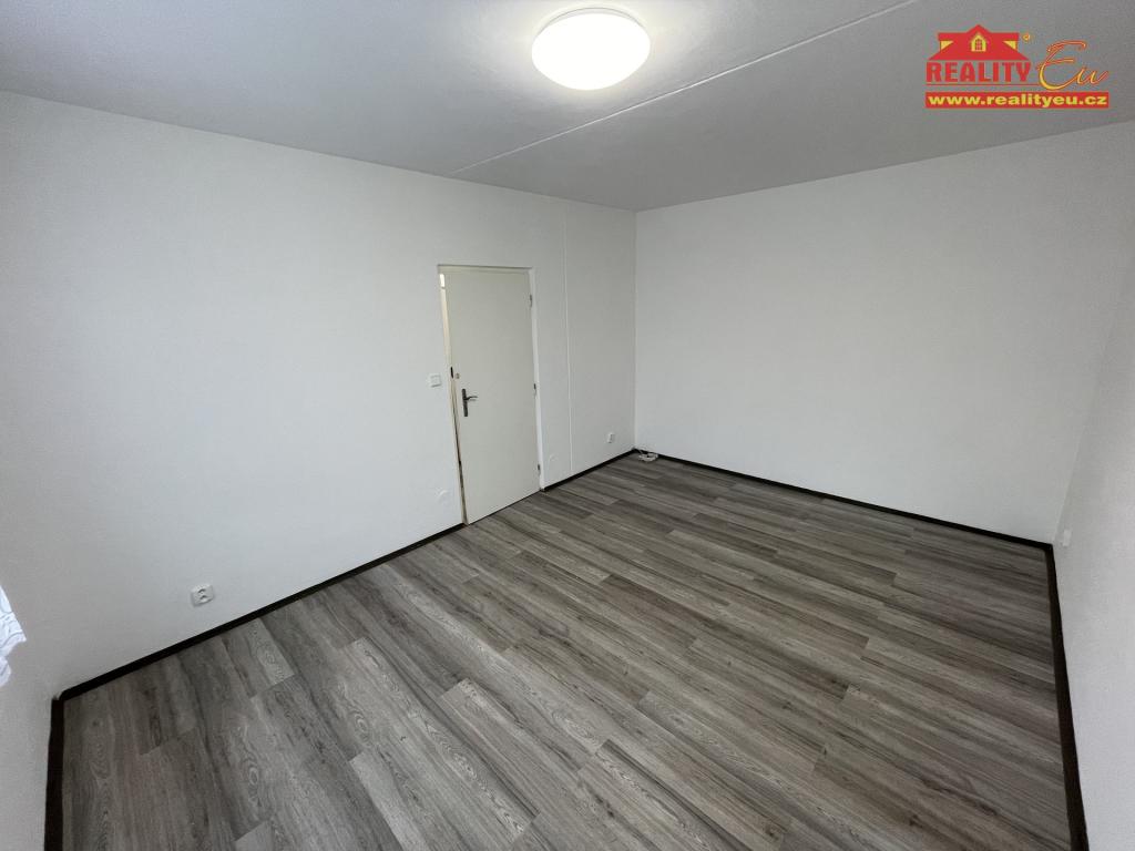 Pronájem bytu 1+1 35 m2