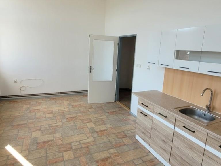 Pronájem bytu 2+1 78 m2